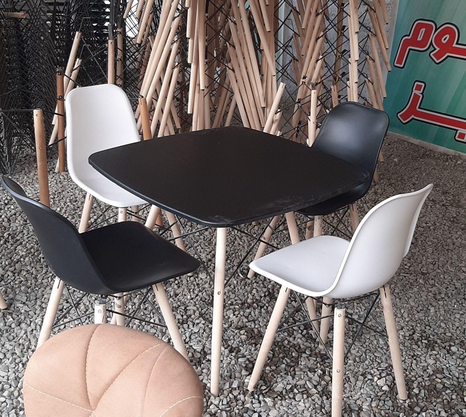 میزوصندلی چهارنفره
