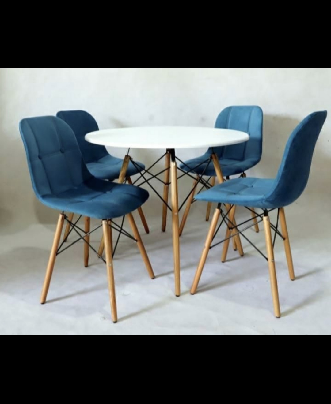 میزوصندلی اریا لمسه پایه چوب روس